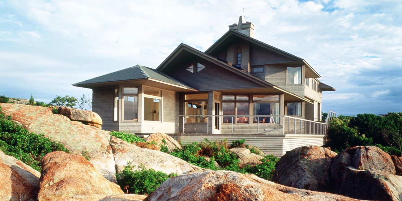 Rocky Cliff Hideaway